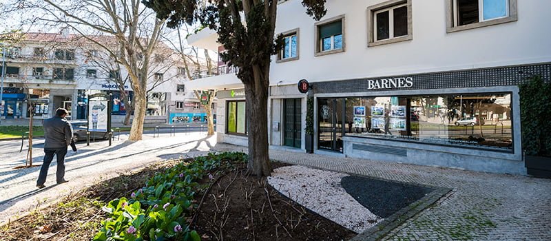 BARNES Cascais' Storefront